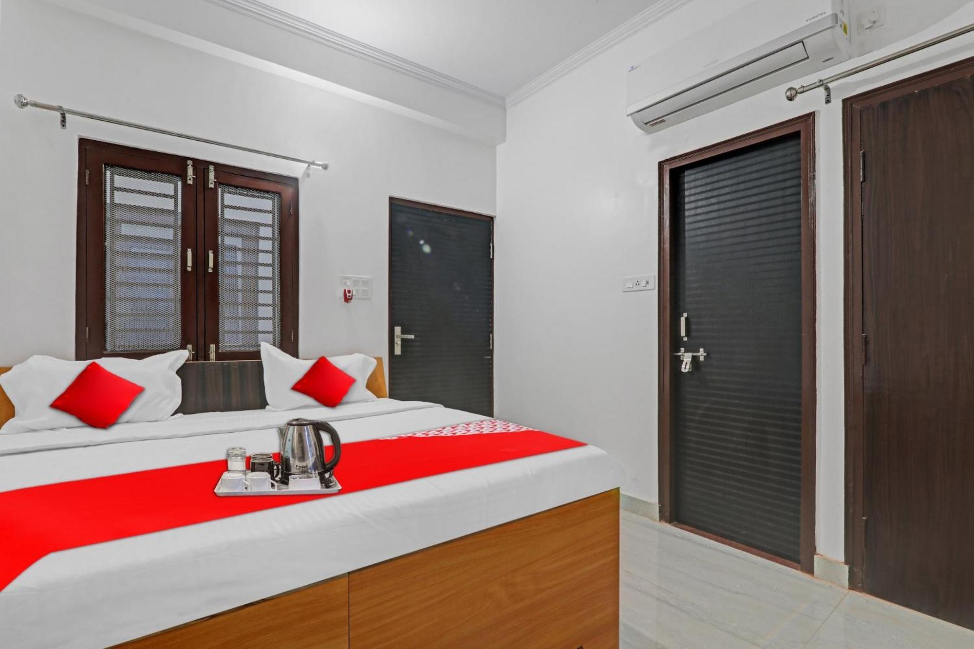 Hotel O Sai Galaxy Hotel & Restaurant Kanpur Bagian luar foto